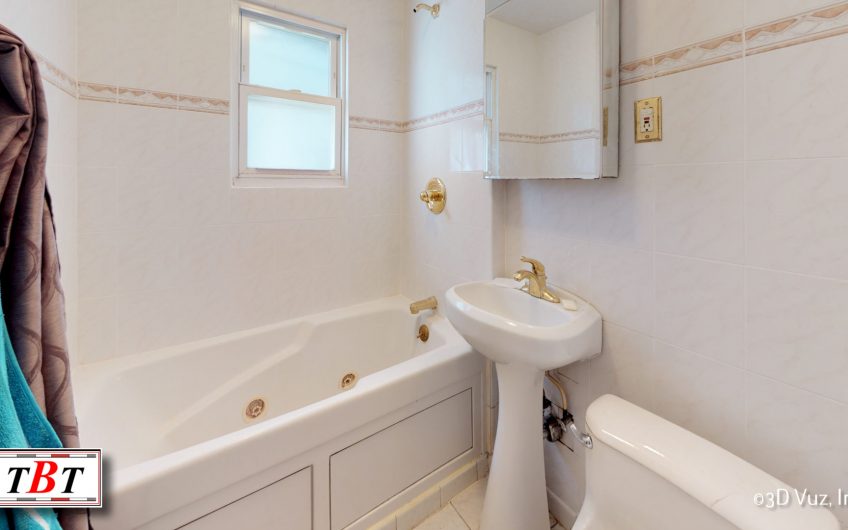 1448 East 4th Street in Midwood, Brooklyn